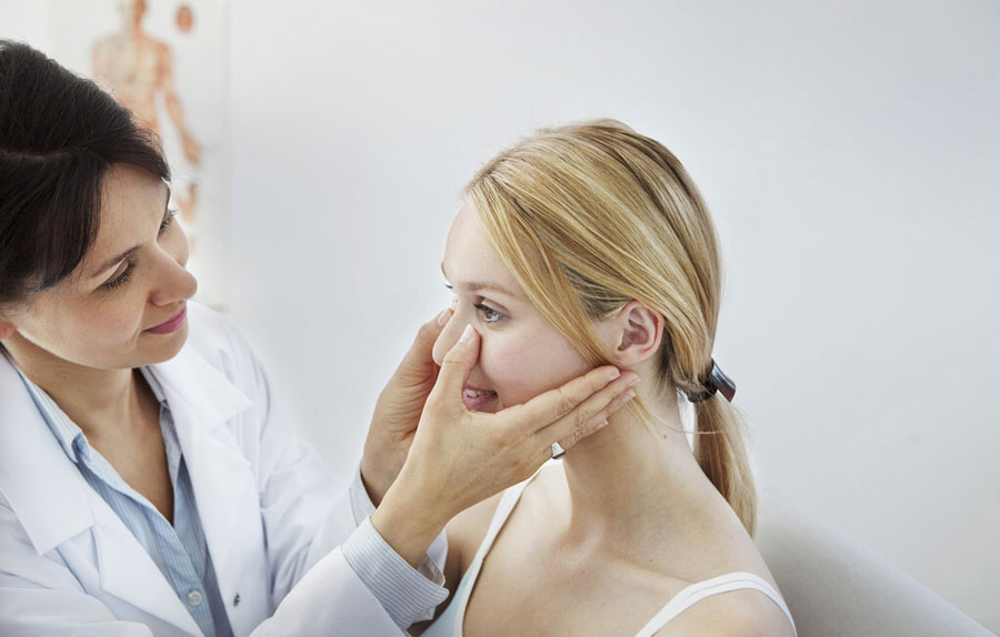 引起鼻咽癌的因素有哪些？鼻咽癌患者应该怎样护理？肿瘤专家胡群峰给出答案